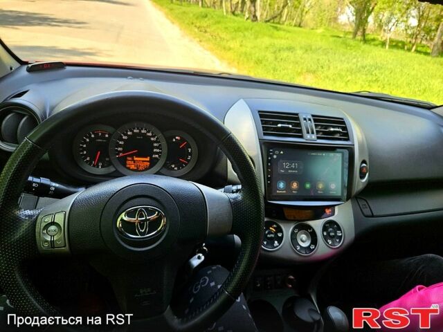 Тойота РАВ 4, объемом двигателя 2 л и пробегом 114 тыс. км за 11500 $, фото 5 на Automoto.ua