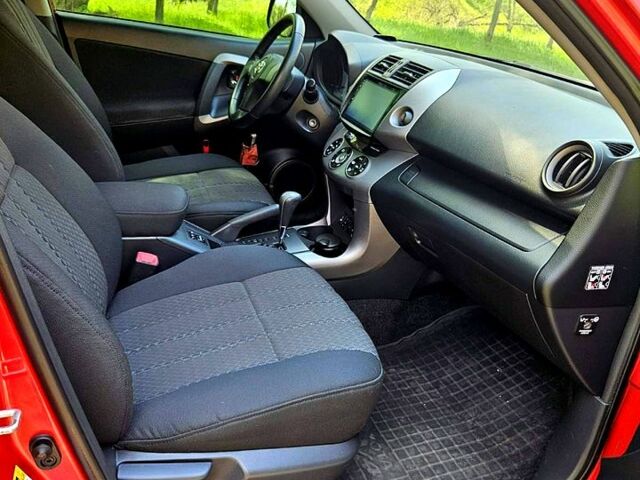 Тойота РАВ 4, объемом двигателя 2 л и пробегом 114 тыс. км за 11500 $, фото 6 на Automoto.ua