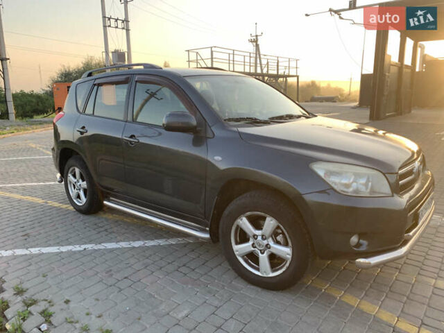 Тойота РАВ 4, объемом двигателя 2 л и пробегом 239 тыс. км за 8650 $, фото 1 на Automoto.ua