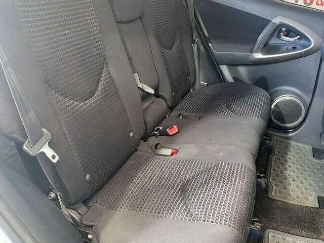 Тойота РАВ 4, объемом двигателя 2.2 л и пробегом 156 тыс. км за 9650 $, фото 15 на Automoto.ua