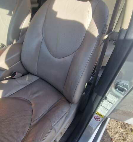 Тойота РАВ 4, объемом двигателя 2.4 л и пробегом 173 тыс. км за 11000 $, фото 23 на Automoto.ua