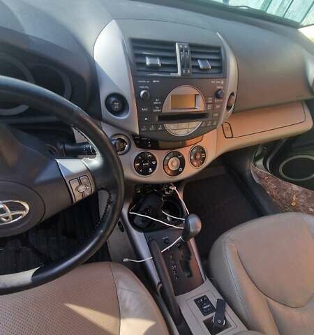 Тойота РАВ 4, объемом двигателя 2.4 л и пробегом 173 тыс. км за 11000 $, фото 24 на Automoto.ua