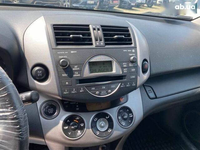 Тойота РАВ 4, объемом двигателя 2.2 л и пробегом 178 тыс. км за 10200 $, фото 14 на Automoto.ua