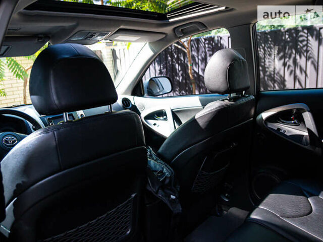 Тойота РАВ 4, объемом двигателя 2 л и пробегом 190 тыс. км за 12000 $, фото 19 на Automoto.ua