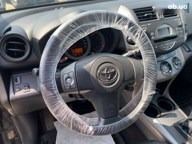 Тойота РАВ 4, объемом двигателя 2.2 л и пробегом 178 тыс. км за 9200 $, фото 12 на Automoto.ua