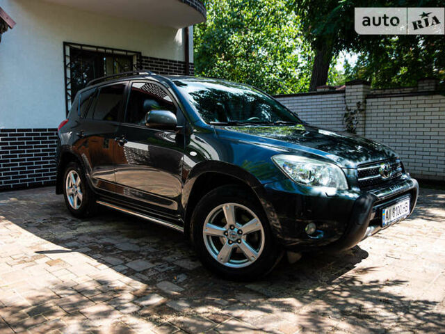 Тойота РАВ 4, объемом двигателя 2 л и пробегом 190 тыс. км за 12000 $, фото 3 на Automoto.ua