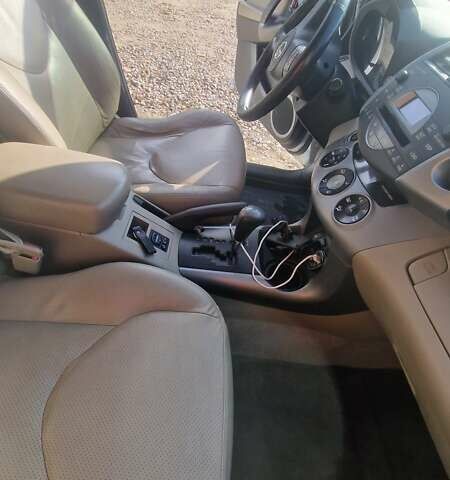 Тойота РАВ 4, объемом двигателя 2.4 л и пробегом 173 тыс. км за 11000 $, фото 2 на Automoto.ua