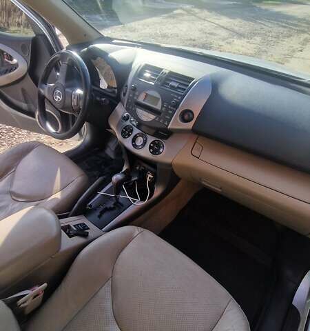 Тойота РАВ 4, объемом двигателя 2.4 л и пробегом 173 тыс. км за 11000 $, фото 20 на Automoto.ua