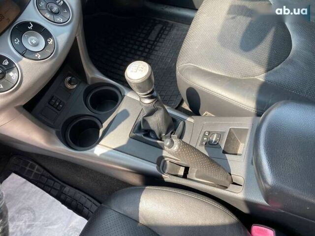 Тойота РАВ 4, объемом двигателя 2.2 л и пробегом 178 тыс. км за 9200 $, фото 15 на Automoto.ua