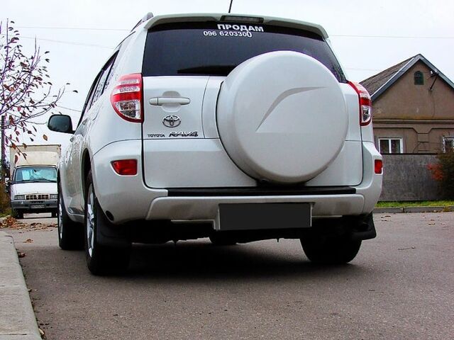 Тойота РАВ 4, объемом двигателя 2 л и пробегом 156 тыс. км за 11500 $, фото 3 на Automoto.ua