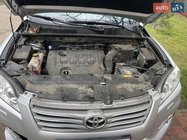 Тойота РАВ 4, объемом двигателя 2 л и пробегом 130 тыс. км за 8750 $, фото 9 на Automoto.ua