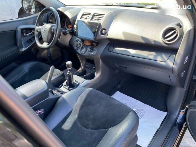 Тойота РАВ 4, об'ємом двигуна 2.2 л та пробігом 260 тис. км за 12500 $, фото 7 на Automoto.ua