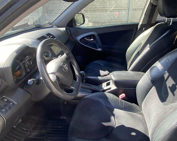 Тойота РАВ 4 2012 в Черкассах на Automoto.ua Тойота РАВ 4, объемом двигателя 2.36 л и пробегом 130 тыс. км за 13000 $, фото 4 на Automoto.ua
