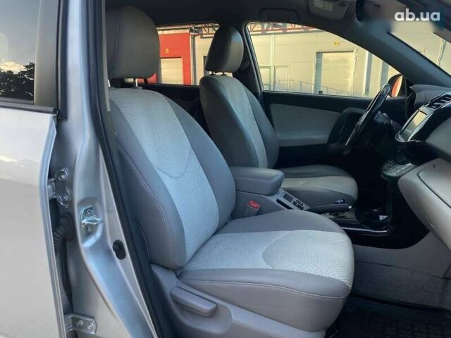 Тойота РАВ 4, об'ємом двигуна 0 л та пробігом 210 тис. км за 11500 $, фото 21 на Automoto.ua