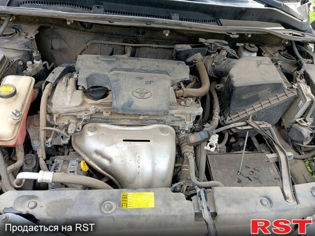 Тойота РАВ 4, об'ємом двигуна 2.5 л та пробігом 153 тис. км за 3800 $, фото 5 на Automoto.ua