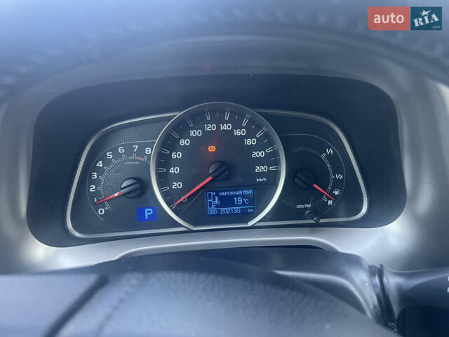 Тойота РАВ 4, объемом двигателя 2.5 л и пробегом 202 тыс. км за 17000 $, фото 6 на Automoto.ua