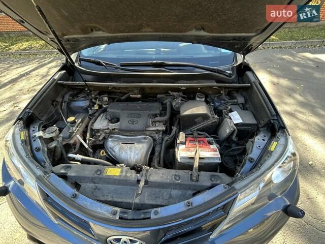 Тойота РАВ 4, объемом двигателя 2.49 л и пробегом 185 тыс. км за 16150 $, фото 20 на Automoto.ua
