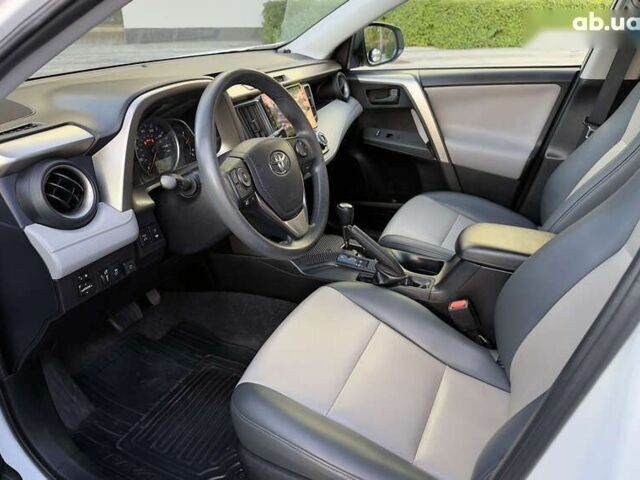 Тойота РАВ 4, об'ємом двигуна 0 л та пробігом 126 тис. км за 16800 $, фото 11 на Automoto.ua