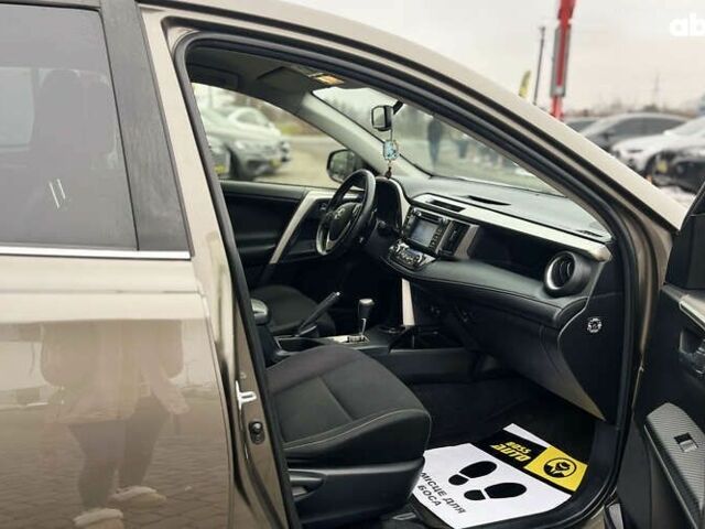 Тойота РАВ 4, объемом двигателя 2.2 л и пробегом 176 тыс. км за 16700 $, фото 19 на Automoto.ua