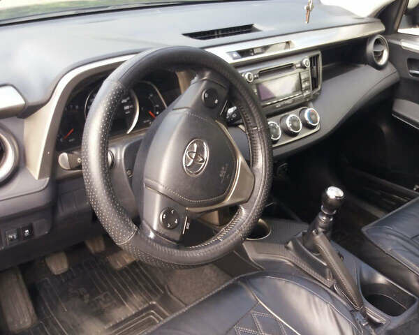 Тойота РАВ 4, объемом двигателя 2 л и пробегом 58 тыс. км за 20500 $, фото 7 на Automoto.ua