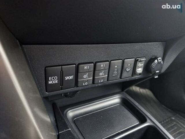 Тойота РАВ 4, объемом двигателя 2.2 л и пробегом 194 тыс. км за 17499 $, фото 19 на Automoto.ua