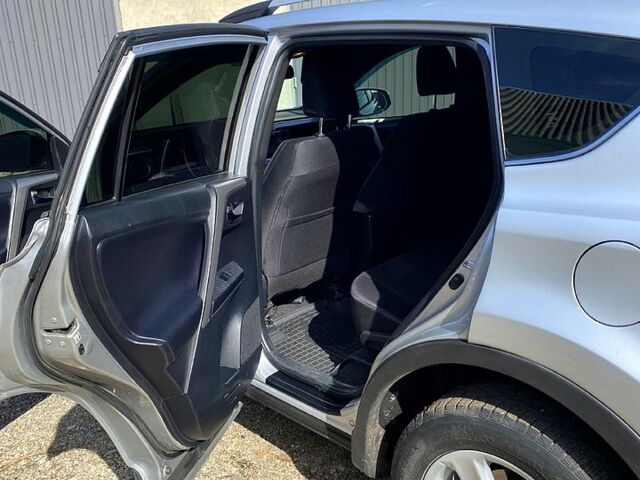 Тойота РАВ 4, объемом двигателя 20 л и пробегом 236 тыс. км за 17000 $, фото 1 на Automoto.ua