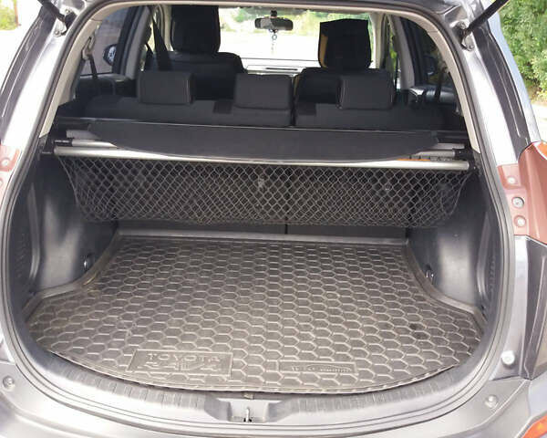 Тойота РАВ 4, объемом двигателя 2 л и пробегом 58 тыс. км за 20500 $, фото 4 на Automoto.ua