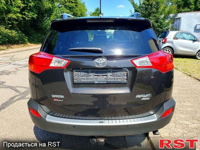 Тойота РАВ 4, объемом двигателя 2.2 л и пробегом 175 тыс. км за 14000 $, фото 3 на Automoto.ua