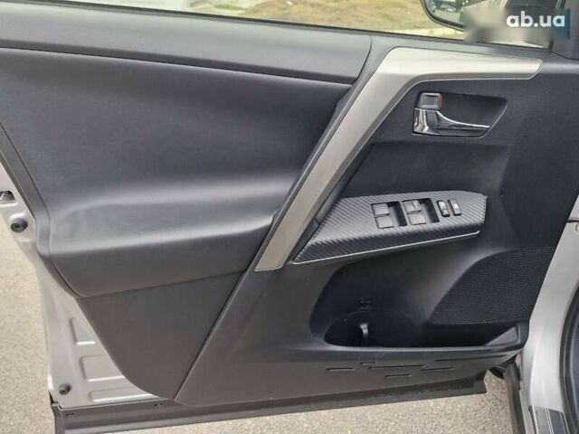 Тойота РАВ 4, объемом двигателя 2.2 л и пробегом 194 тыс. км за 17499 $, фото 14 на Automoto.ua