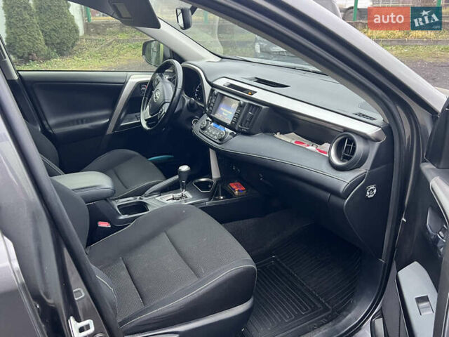 Тойота РАВ 4, об'ємом двигуна 1.99 л та пробігом 137 тис. км за 17600 $, фото 13 на Automoto.ua