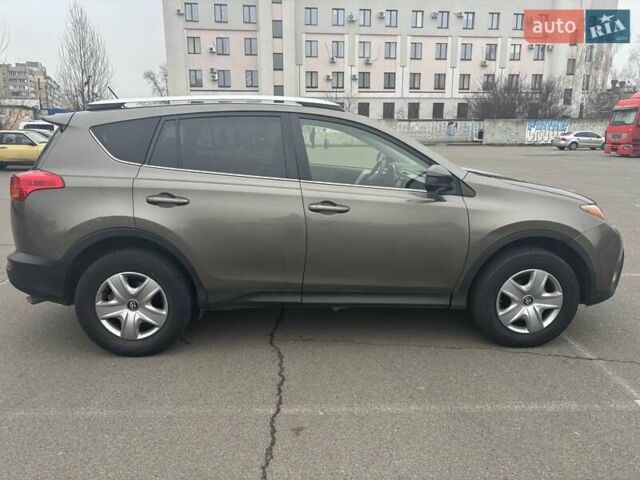 Тойота РАВ 4, объемом двигателя 2.5 л и пробегом 215 тыс. км за 13850 $, фото 5 на Automoto.ua