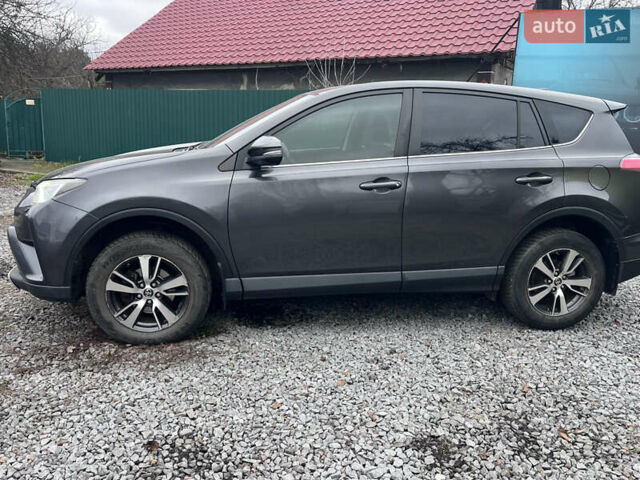 Тойота РАВ 4, об'ємом двигуна 1.99 л та пробігом 137 тис. км за 17600 $, фото 4 на Automoto.ua