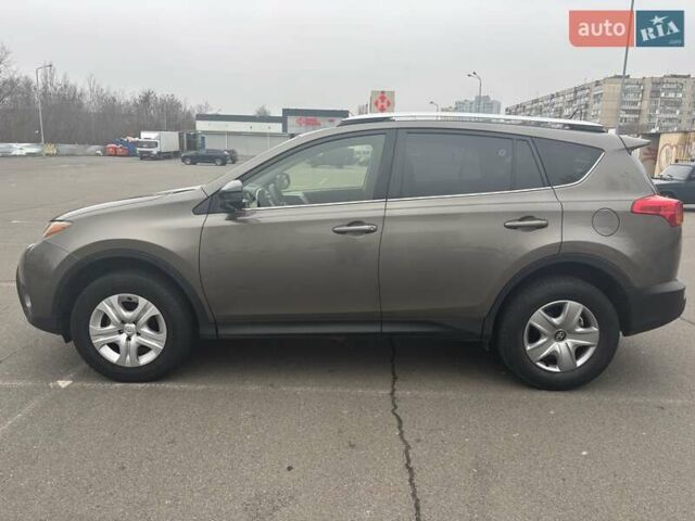 Тойота РАВ 4, объемом двигателя 2.5 л и пробегом 215 тыс. км за 13850 $, фото 1 на Automoto.ua