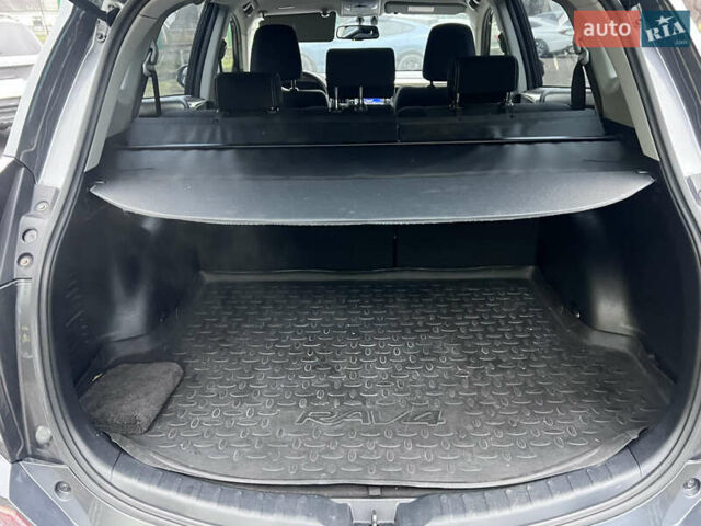 Тойота РАВ 4, об'ємом двигуна 1.99 л та пробігом 137 тис. км за 17600 $, фото 14 на Automoto.ua