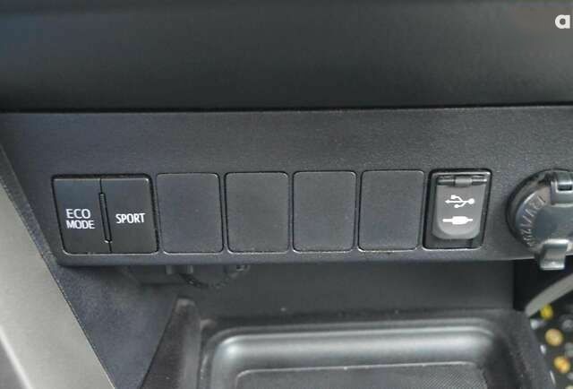 Тойота РАВ 4, объемом двигателя 0 л и пробегом 70 тыс. км за 17500 $, фото 25 на Automoto.ua