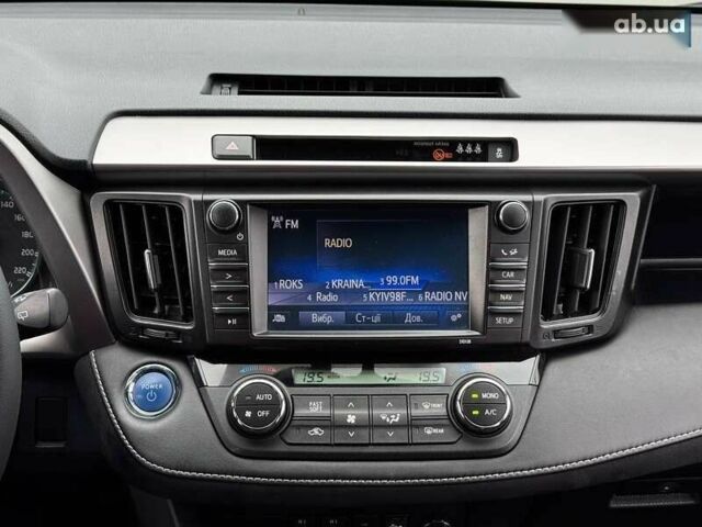 Тойота РАВ 4 2016 у Києві на Automoto.ua Тойота РАВ 4, об'ємом двигуна 0 л та пробігом 164 тис. км за 23500 $, фото 29 на Automoto.ua