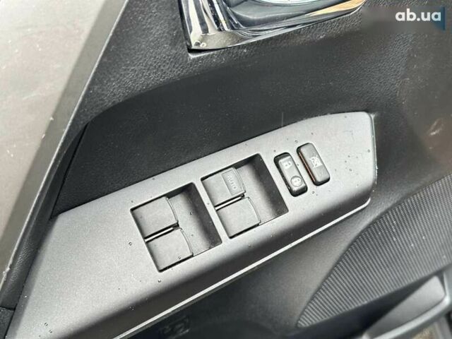 Тойота РАВ 4 2016 у Києві на Automoto.ua Тойота РАВ 4, об'ємом двигуна 0 л та пробігом 108 тис. км за 18690 $, фото 18 на Automoto.ua