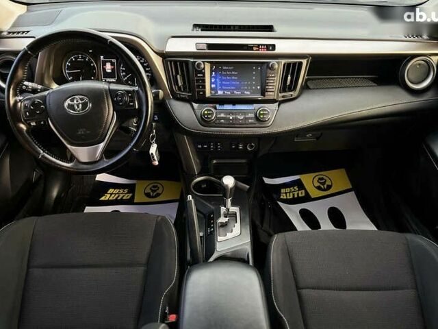 Тойота РАВ 4, объемом двигателя 2.5 л и пробегом 272 тыс. км за 15000 $, фото 8 на Automoto.ua