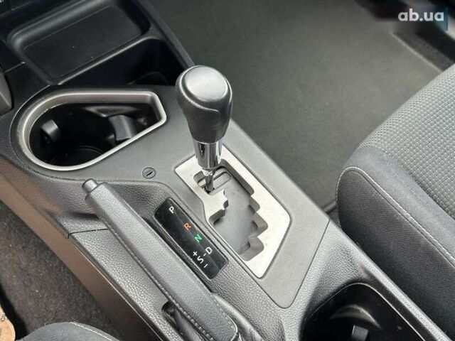 Тойота РАВ 4 2016 у Києві на Automoto.ua Тойота РАВ 4, об'ємом двигуна 0 л та пробігом 108 тис. км за 18690 $, фото 27 на Automoto.ua