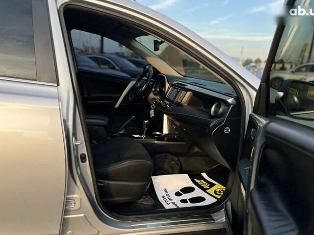 Тойота РАВ 4, объемом двигателя 2.5 л и пробегом 272 тыс. км за 15000 $, фото 12 на Automoto.ua