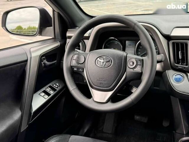 Тойота РАВ 4 2016 у Києві на Automoto.ua Тойота РАВ 4, об'ємом двигуна 0 л та пробігом 164 тис. км за 23500 $, фото 28 на Automoto.ua