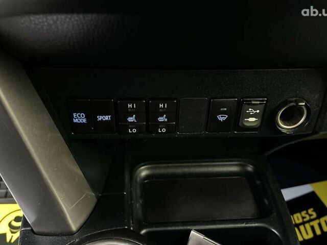 Тойота РАВ 4, объемом двигателя 2.5 л и пробегом 272 тыс. км за 15000 $, фото 20 на Automoto.ua