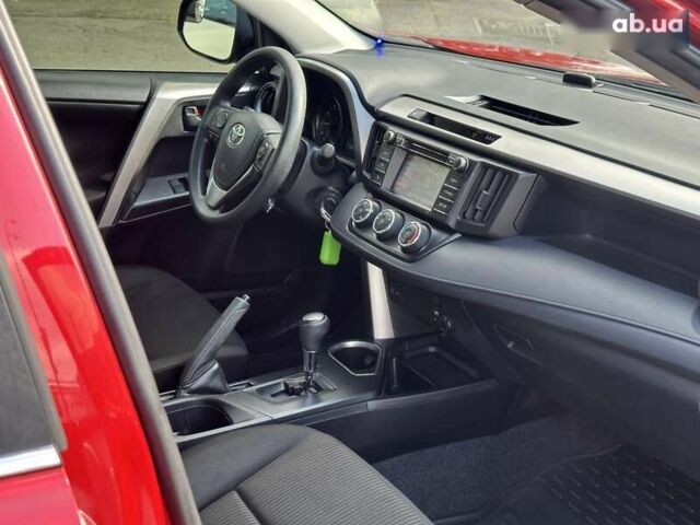 Тойота РАВ 4 2016 у Києві на Automoto.ua Тойота РАВ 4, об'ємом двигуна 2.5 л та пробігом 102 тис. км за 19490 $, фото 25 на Automoto.ua