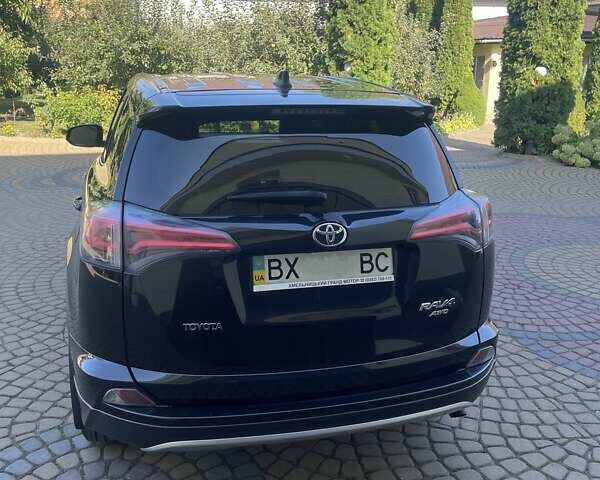 Тойота РАВ 4 2016 в Хмельницком на Automoto.ua Тойота РАВ 4, объемом двигателя 1.99 л и пробегом 131 тыс. км за 23500 $, фото 1 на Automoto.ua