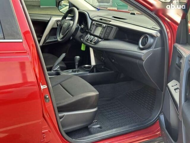 Тойота РАВ 4 2016 у Києві на Automoto.ua Тойота РАВ 4, об'ємом двигуна 2.5 л та пробігом 102 тис. км за 19490 $, фото 24 на Automoto.ua