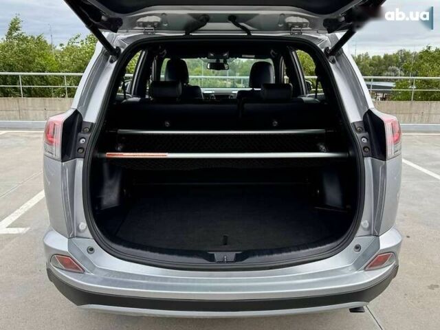 Тойота РАВ 4 2016 у Києві на Automoto.ua Тойота РАВ 4, об'ємом двигуна 0 л та пробігом 164 тис. км за 23500 $, фото 17 на Automoto.ua