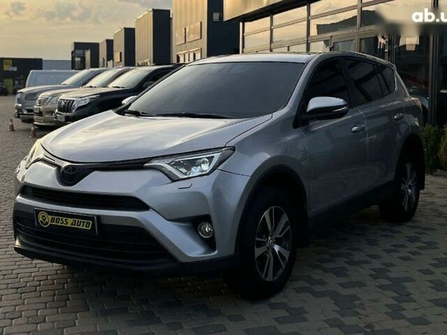 Тойота РАВ 4, объемом двигателя 2.5 л и пробегом 272 тыс. км за 15000 $, фото 2 на Automoto.ua