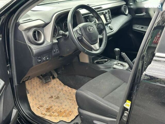 Тойота РАВ 4 2016 у Києві на Automoto.ua Тойота РАВ 4, об'ємом двигуна 0 л та пробігом 108 тис. км за 18690 $, фото 15 на Automoto.ua