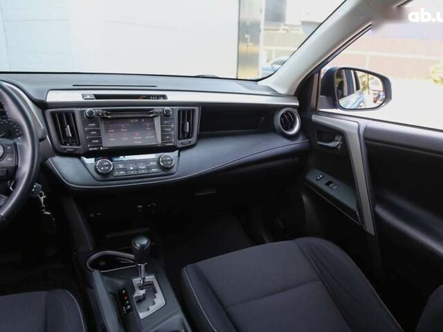 Тойота РАВ 4, объемом двигателя 0 л и пробегом 116 тыс. км за 19000 $, фото 13 на Automoto.ua