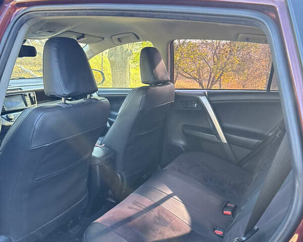 Тойота РАВ 4, объемом двигателя 2.5 л и пробегом 105 тыс. км за 24800 $, фото 12 на Automoto.ua